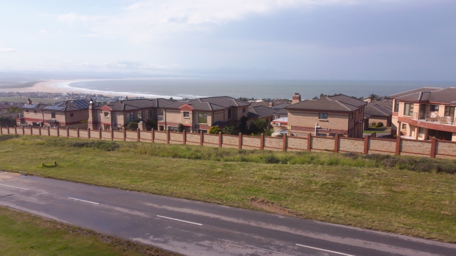 0 Bedroom Property for Sale in Wavecrest Eastern Cape